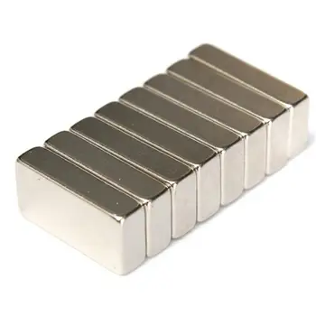 8db 20x10x5mm N52 Téglatest Ritka Föld Neodímium Hűtőmágnesek Szuper Erős Blokk
